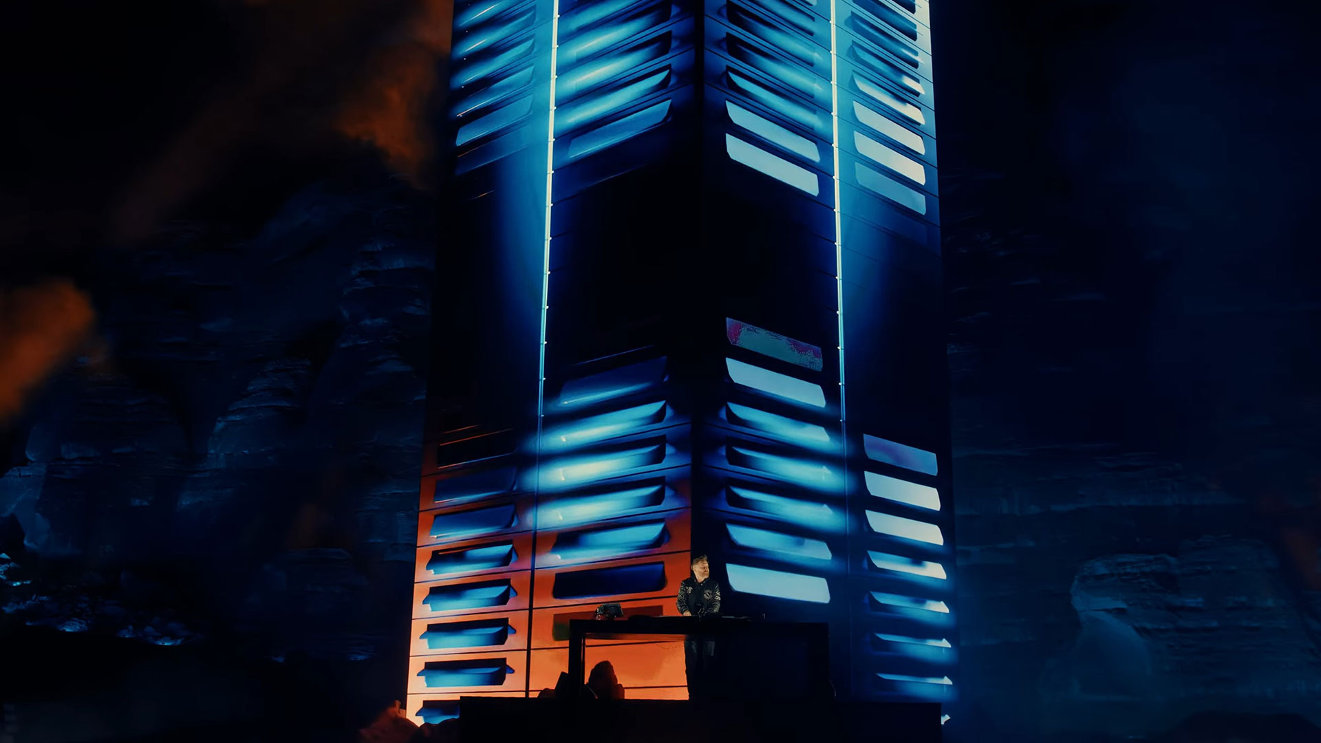 Andrea_Philippon_David_guetta_Monolith